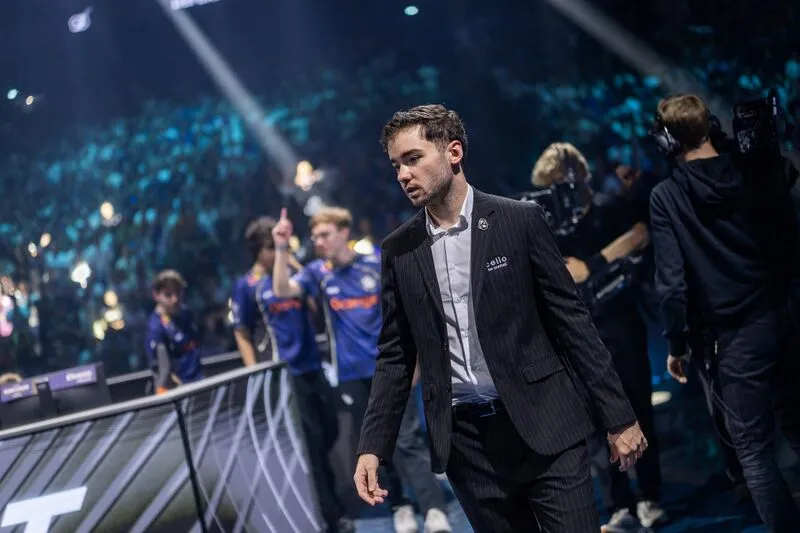 Karmine Corp 2026 (Rocket League) : Juicy rejoint Atow & Vatira — Ferra se retire, Extra prend les rênes