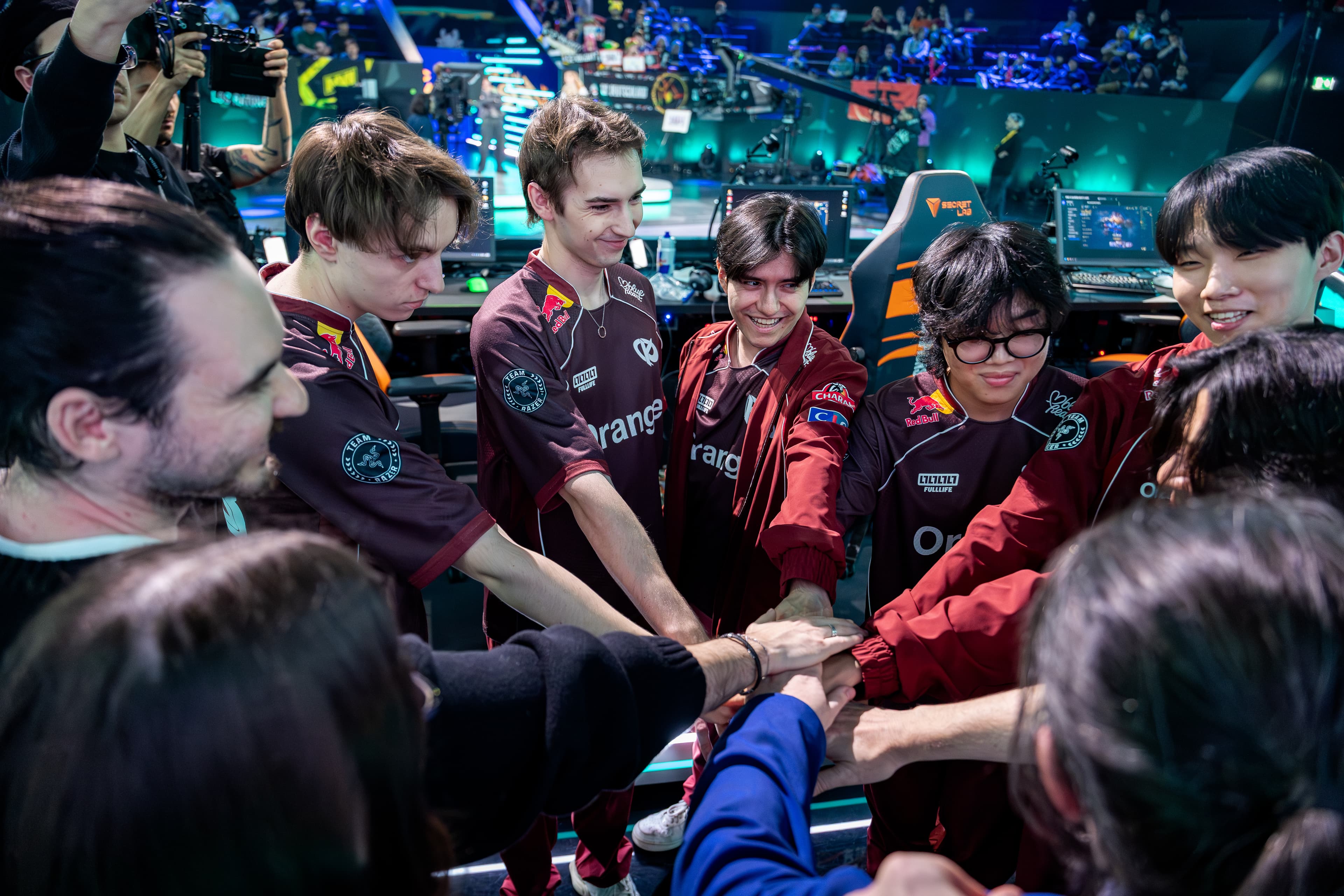 LEC Versus 2026 : la course aux playoffs s’intensifie à trois matchs du verdict