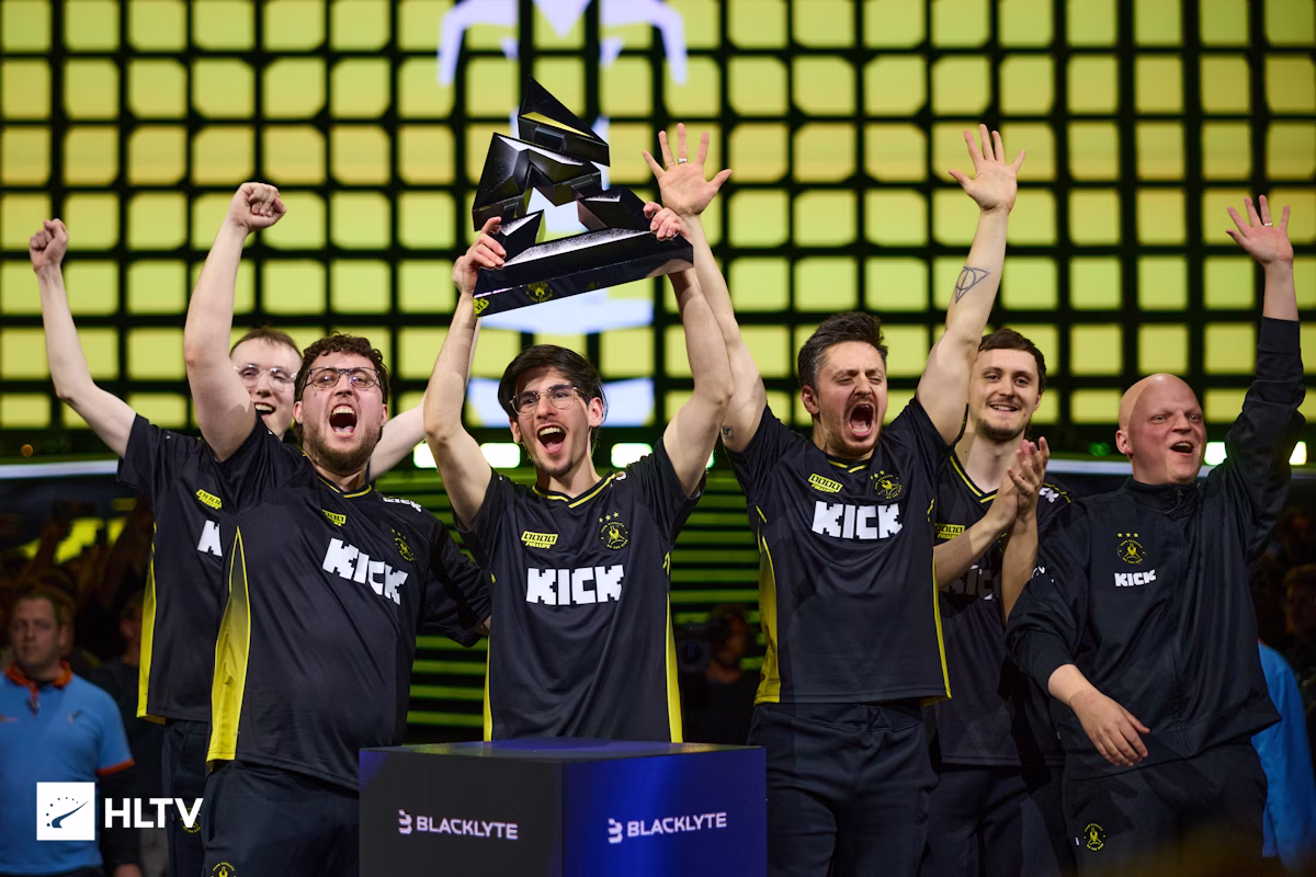 BLAST Open Rotterdam 2026 : Vitality survole le tournoi et écrase NAVI pour un back-to-back historique