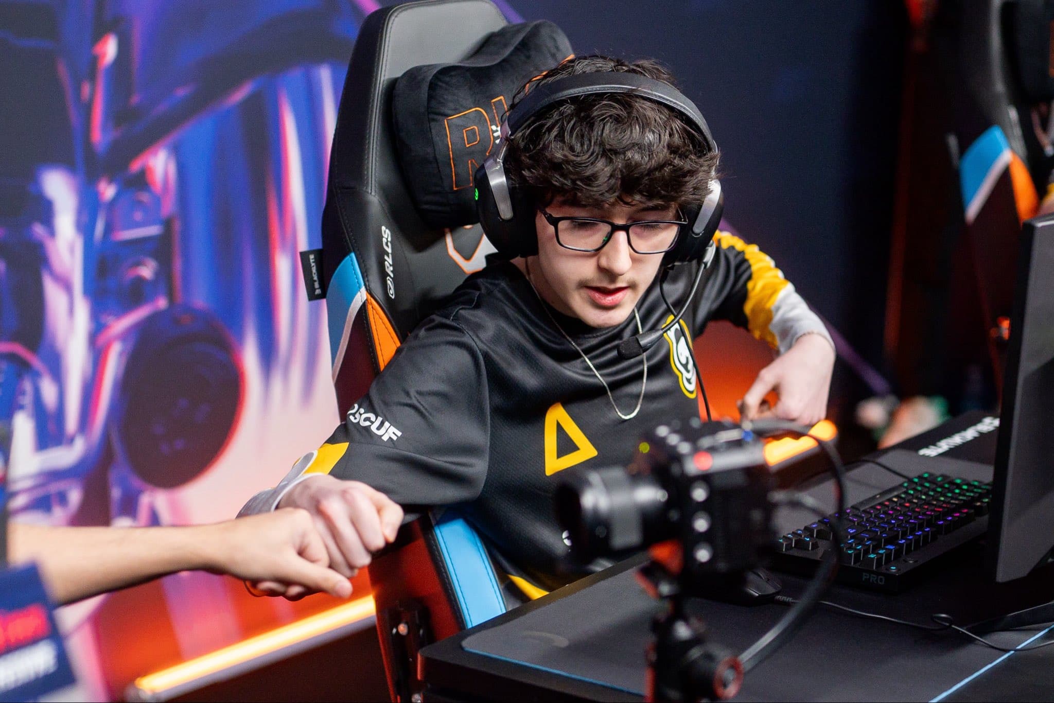 Team Falcons et Spacestation Gaming rois des régions MENA et NA